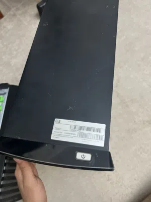 للبيع جهاز كمبيوتر مكتبي HP