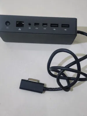 جهاز Microsoft surface dock