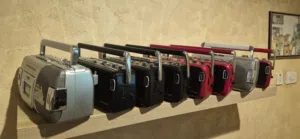 للبيع مسجلات قديمه رادو