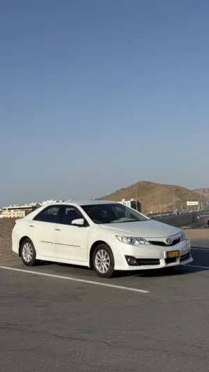 Used Toyota Camry in Al Dakhiliya