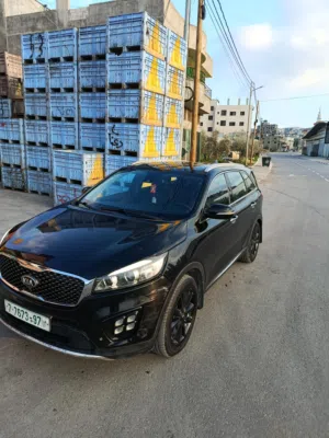 used-kia-sorento-in-nablus