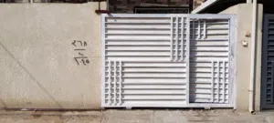 بيت للبيع مساحة 200 متر