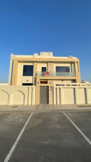 للبيع فيلا تشطيبات راقيه