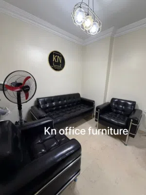 طقم انتريه جلد مستورد عالى الجوده من شركة kn office furniture