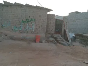 500 m2 2 Bedrooms Townhouse for Sale in Basra Abu Al-Khaseeb