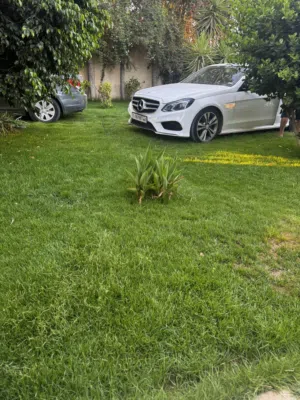 مرسيدس E350 2015