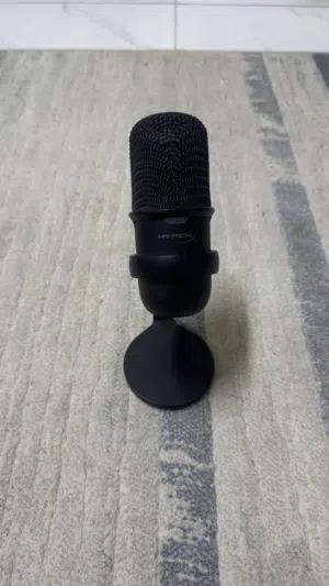 Hyperx solocast microphone