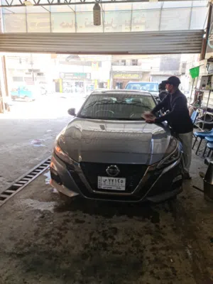 نيسان التيما