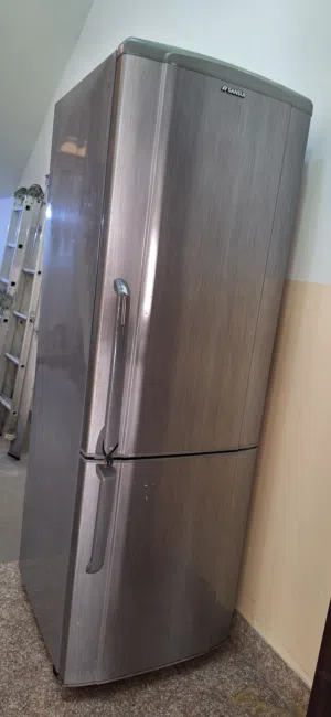 fridge 2.door no frost  refrigerator Excellent condition .silver