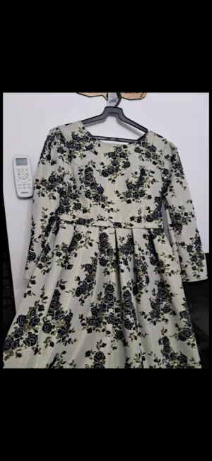 فستان راقي ثقيل