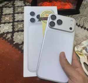 17 برو ماكس