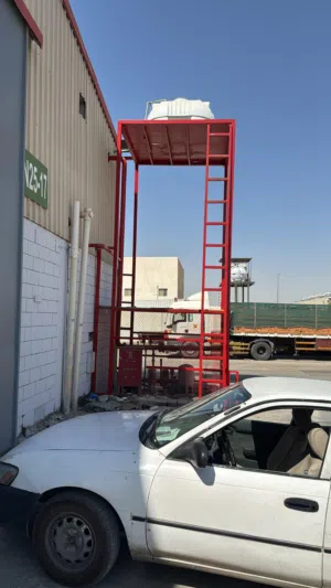 مصنع في مدن للتقبيل 1500 متر 100,000