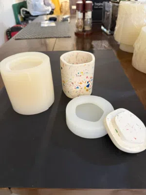 Silicon mold with lid