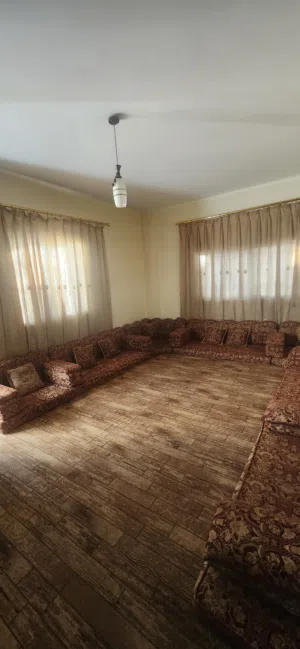120 m2 2 Bedrooms Apartments for Sale in Zarqa Al Zarqa Al Jadeedeh