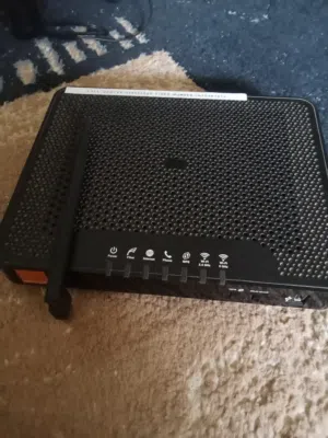 راوترات ورسيفرات وريموتات مختلفه للببع