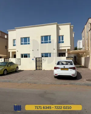 VILLA FOR RENT IN MAWALEH NORTH - فيلا للأجار في الموالح الشمالية