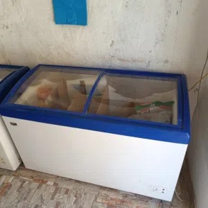 فريزر بحالة الوكاله