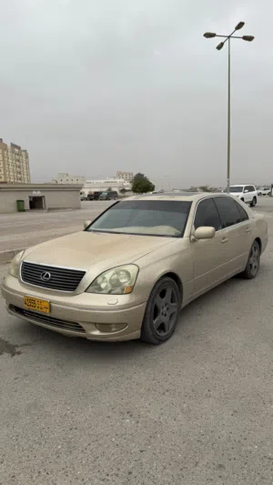 Used Lexus LS in Dhofar