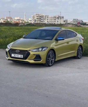Used Hyundai Avante in Amman