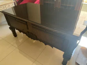 اثاث مكتبي كلاسيك للبيع