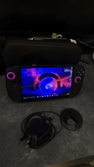 لينوفو ليجن قو 2  Lenovo Legion Go 2 جديدة استخدام اقل من اسبوع