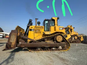 ابو علي سائق بلدوزر فني