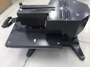 مكبس حراري للطباعة على الملابس