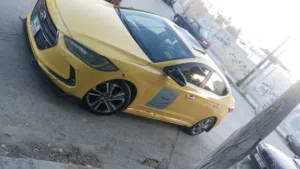 Used Hyundai Avante in Jerash