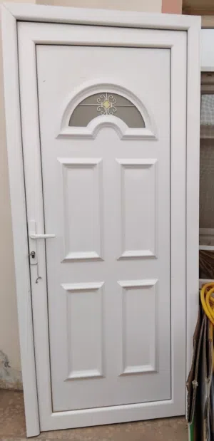 باب المنيوم تسكام استعمال قليل