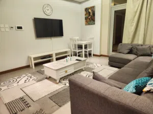 للإيجار شقة مفروشة في جراند تاور في السيف/Apartment for rent in the grand Tower