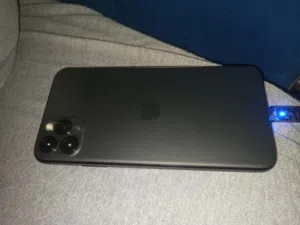 Apple iPhone 11 Pro Max 64 GB in Tripoli