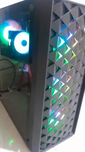 pc gaming for sale gpu:Rx580 8gb cpu:i5 3570 ram:16gb ddr3 500 +500 hdd Motherboard:z75 pro3