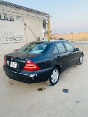 مرسيدس c200للبيع