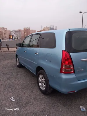 Toyota . Innova . 20093