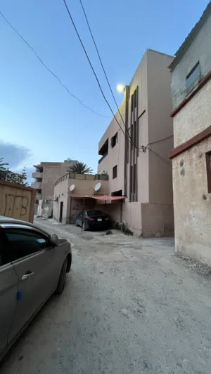 منزل في سوق الجمعة 11يونيو