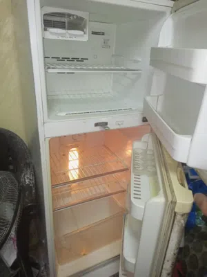 ثلاجه LG شغاله فحص وظعها تمام