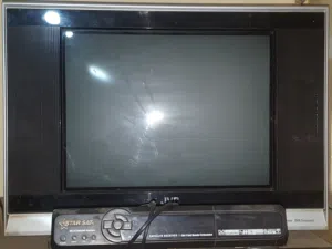 للبيع تلفزيون jvc 21 بوصه بدون ريموت مع رسيفر ستار سات قديم بمبلغ 15000 ريال قابل للتفاوض