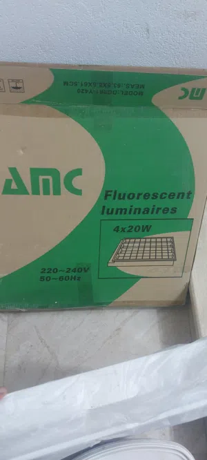 مصابيح فلورسنت من إن تي لايتنج NT70077 4 × 20 واط A 220-240 فولت / 50-60 هرتز masabih flursint min