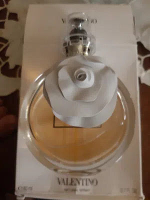 عطر اصلي VALENTINA للبيع استعمال خفيف