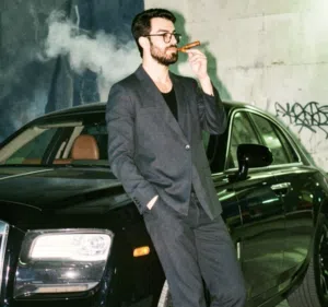 mustafa mushtaq 