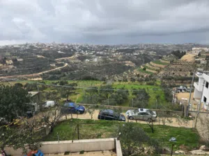 ارضين تحت بعض مساحه وحده منظر ولا اروع