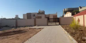 متوفر مباني تصميم مدارسي في عدت مناطق وعروض تجاريه