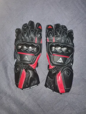 Motorcycle genuine leather gloves