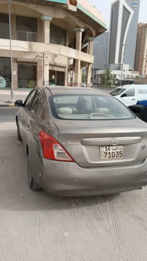 nissan sunny 2013