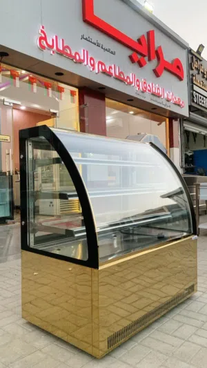 cake display 3 shelf براد عرض الكيك 3 شلف -2ش                                                      .