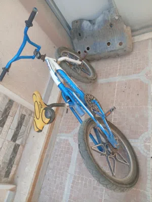 دراجة BMX رقم 20