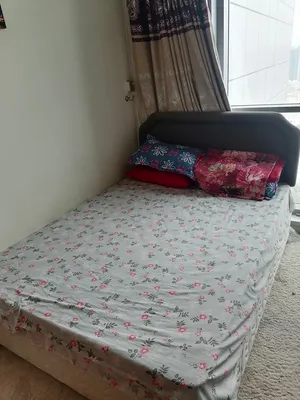 سرير وتسريحه