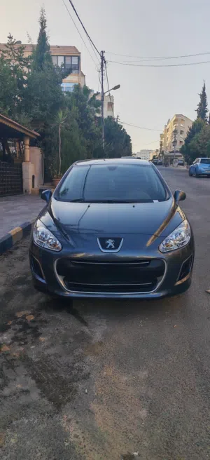بيجو 308 2012 بحالة ممتازة جدا PEUGEOT 308