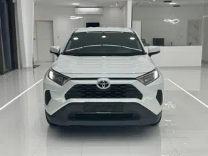 للبيع تويوتا رافور موديل 2023