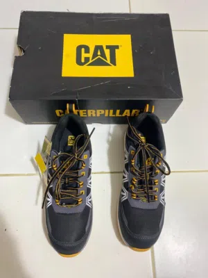 CATTER PILLER Safety shoe